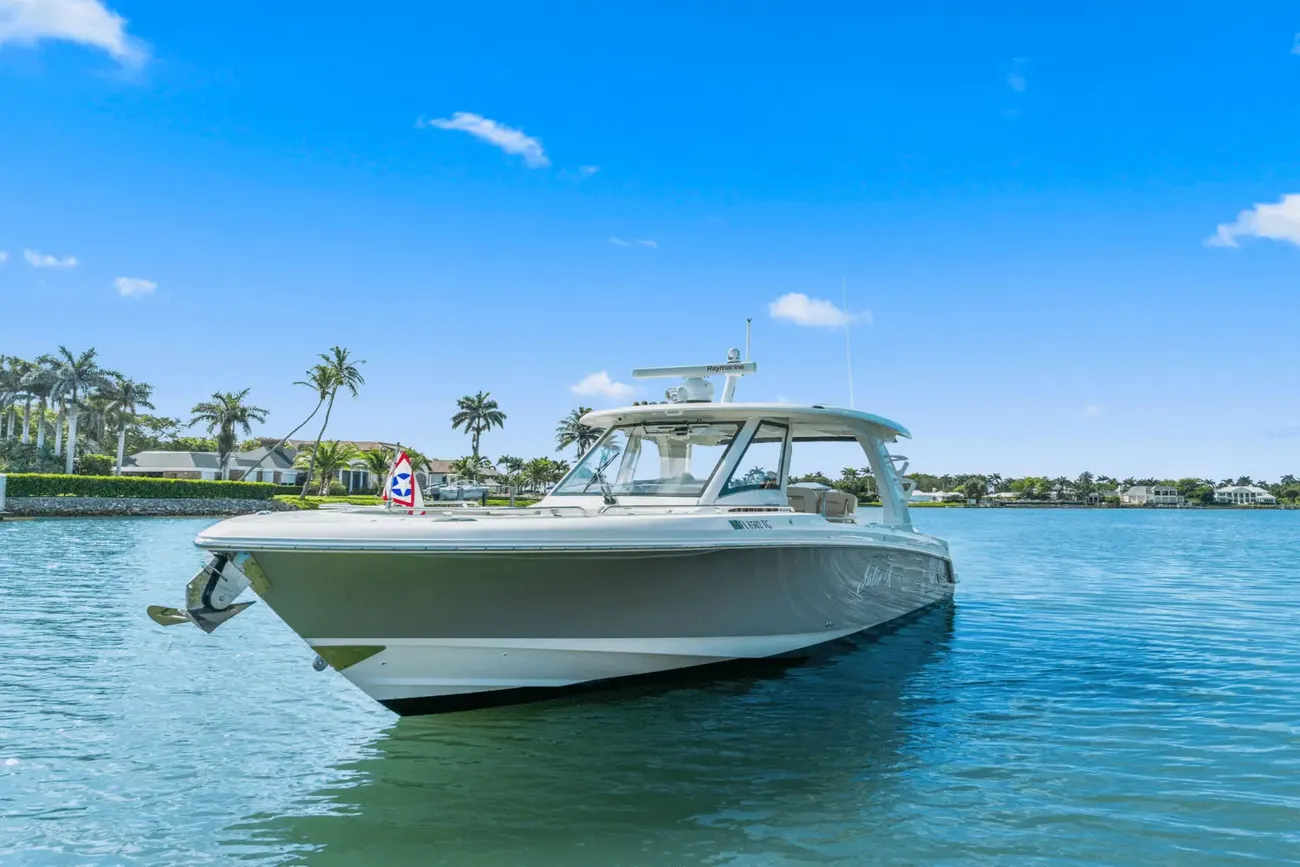 Thumbnail von Boston Whaler 350 Realm