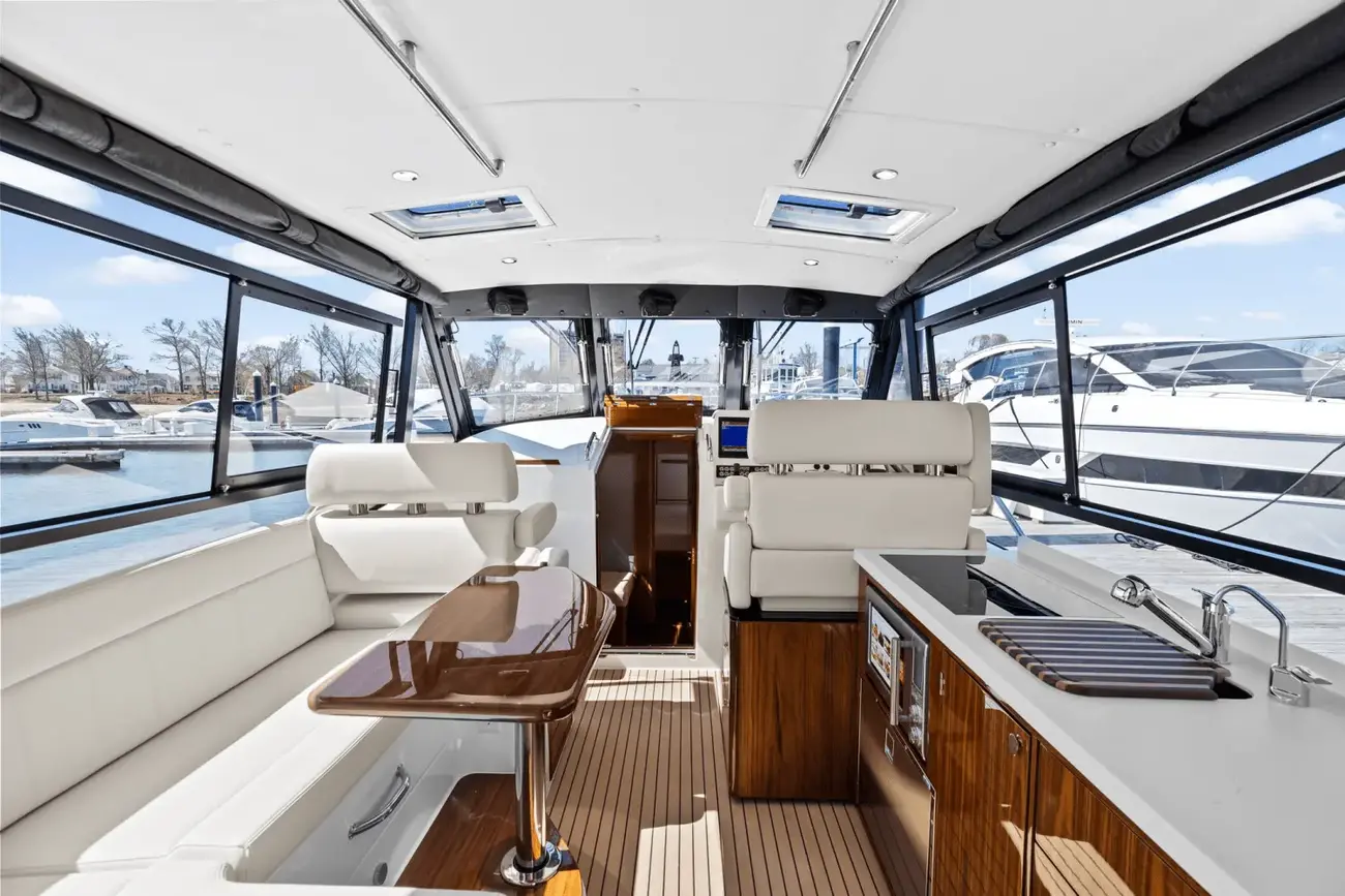 Thumbnail von MJM Yachts 42