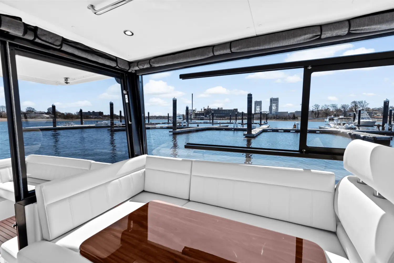 Thumbnail von MJM Yachts 42
