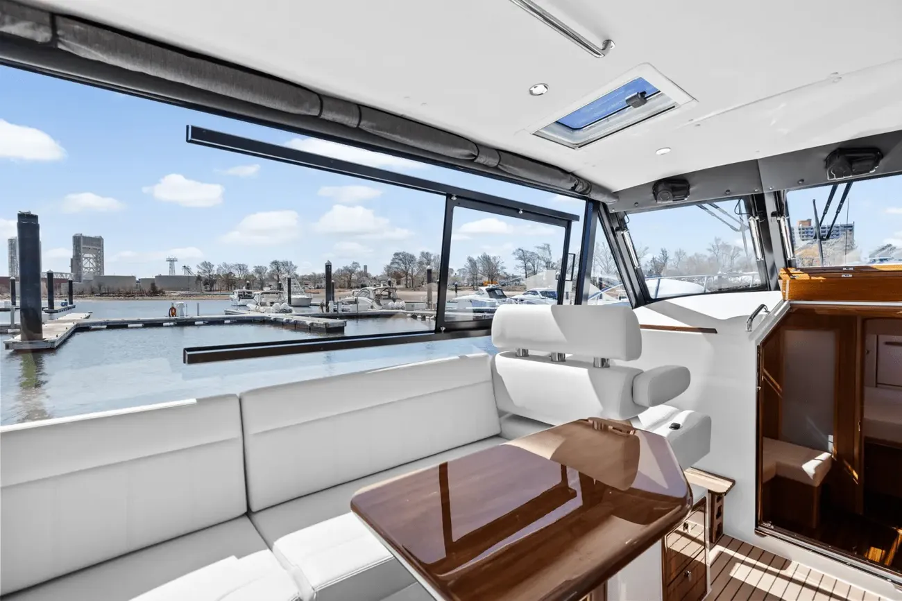 Thumbnail von MJM Yachts 42