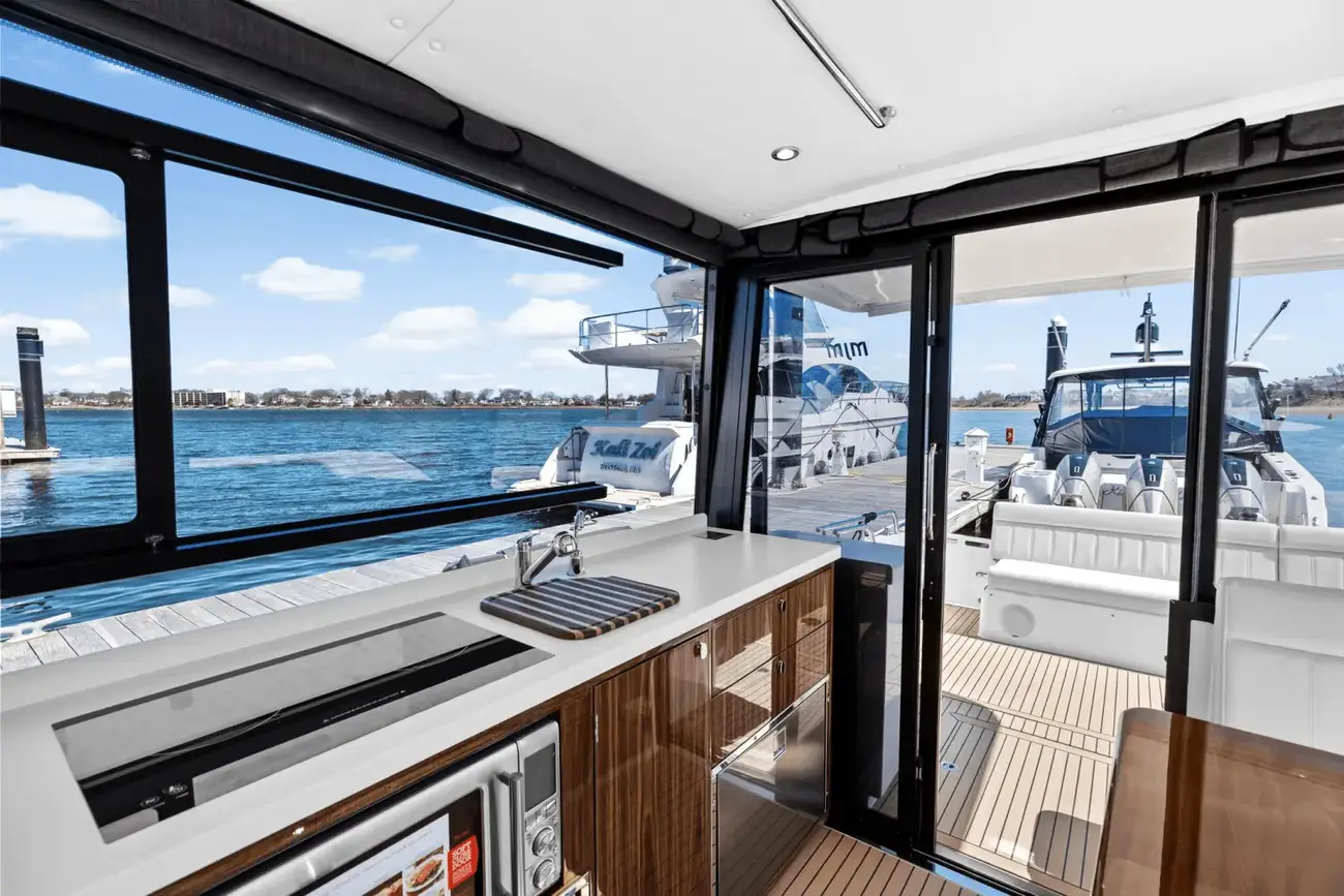 Thumbnail von MJM Yachts 42