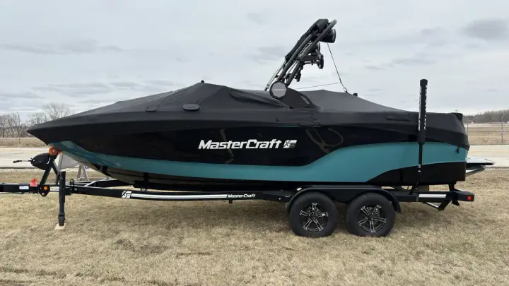 MasterCraft 225