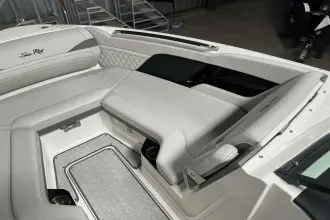 Thumbnail von Sea Ray SLX 260