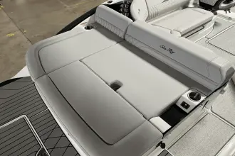 Thumbnail von Sea Ray SLX 260