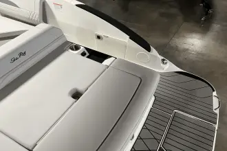 Thumbnail von Sea Ray SLX 260