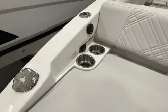 Thumbnail von Sea Ray SDX 270