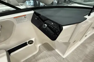 Thumbnail von Sea Ray SDX 270