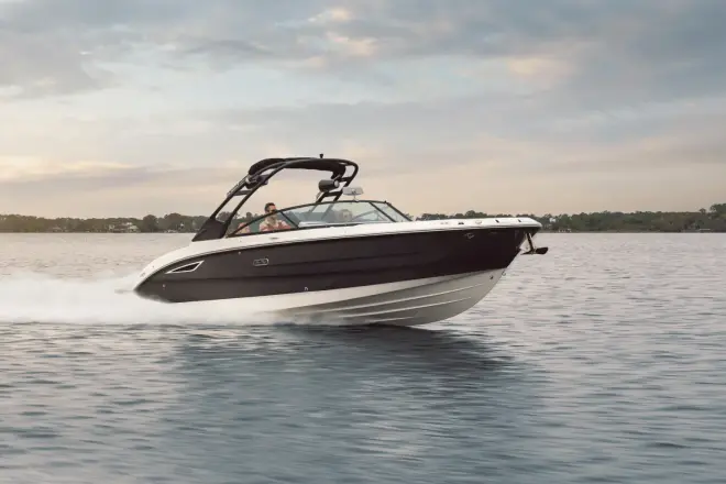 Sea Ray SDX 270
