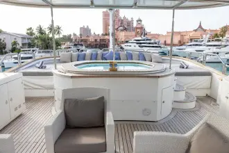 Thumbnail von Benetti 120 Classic