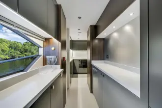 Thumbnail von Sunseeker 95 Yacht