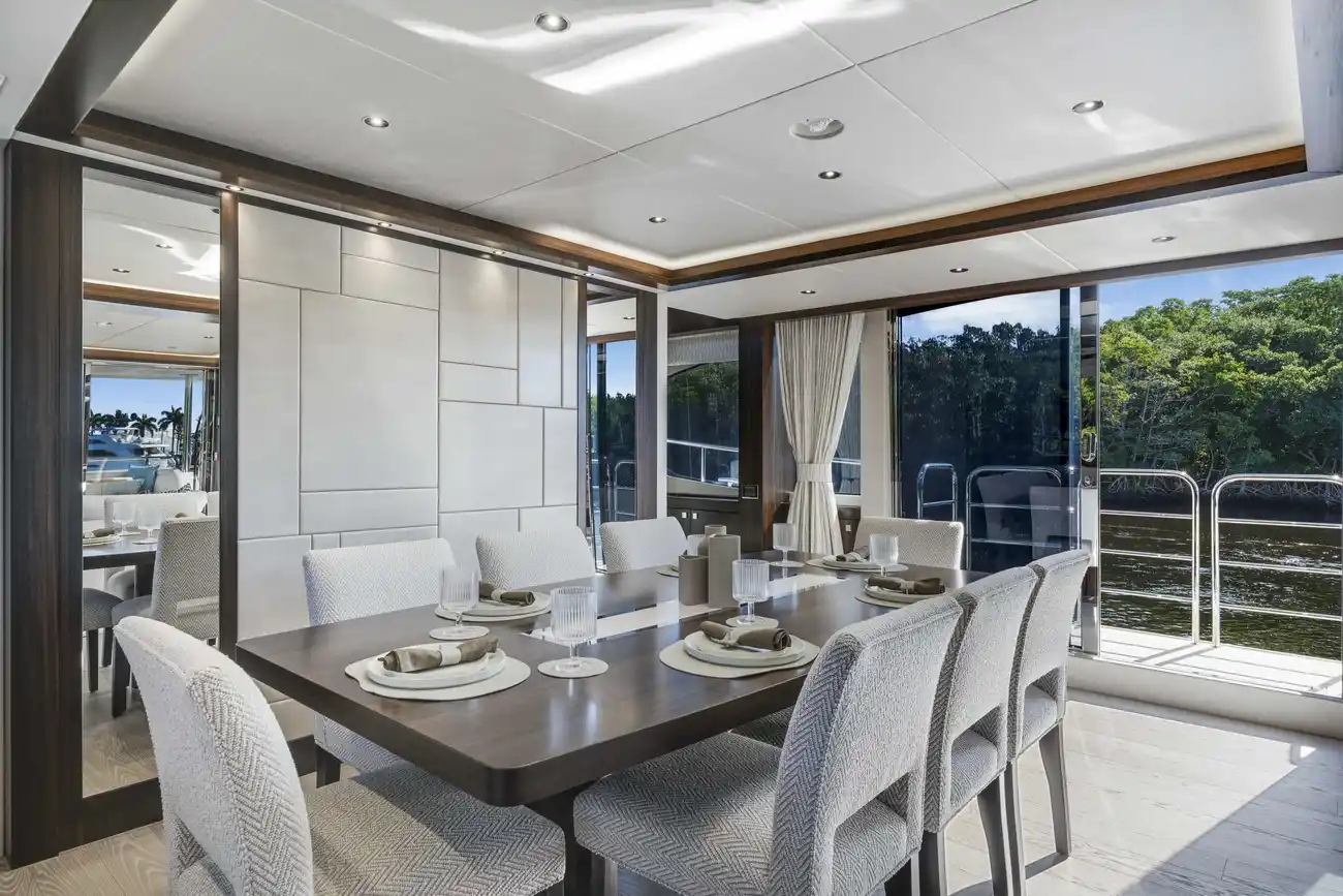 Thumbnail von Sunseeker 95 Yacht