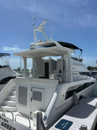 Carver 43 Motor Yacht