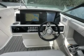 Thumbnail von Sea Ray SLX 350