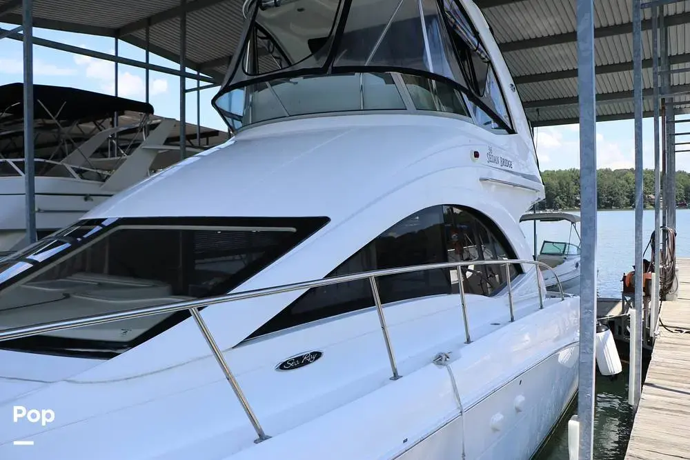 Thumbnail von Sea Ray 360 Sedan Bridge