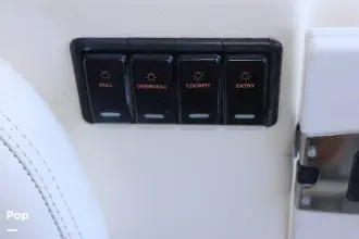 Thumbnail von Sea Ray 360 Sedan Bridge