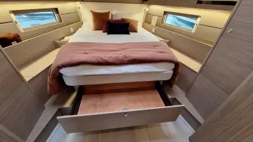 Thumbnail von Beneteau Oceanis 47