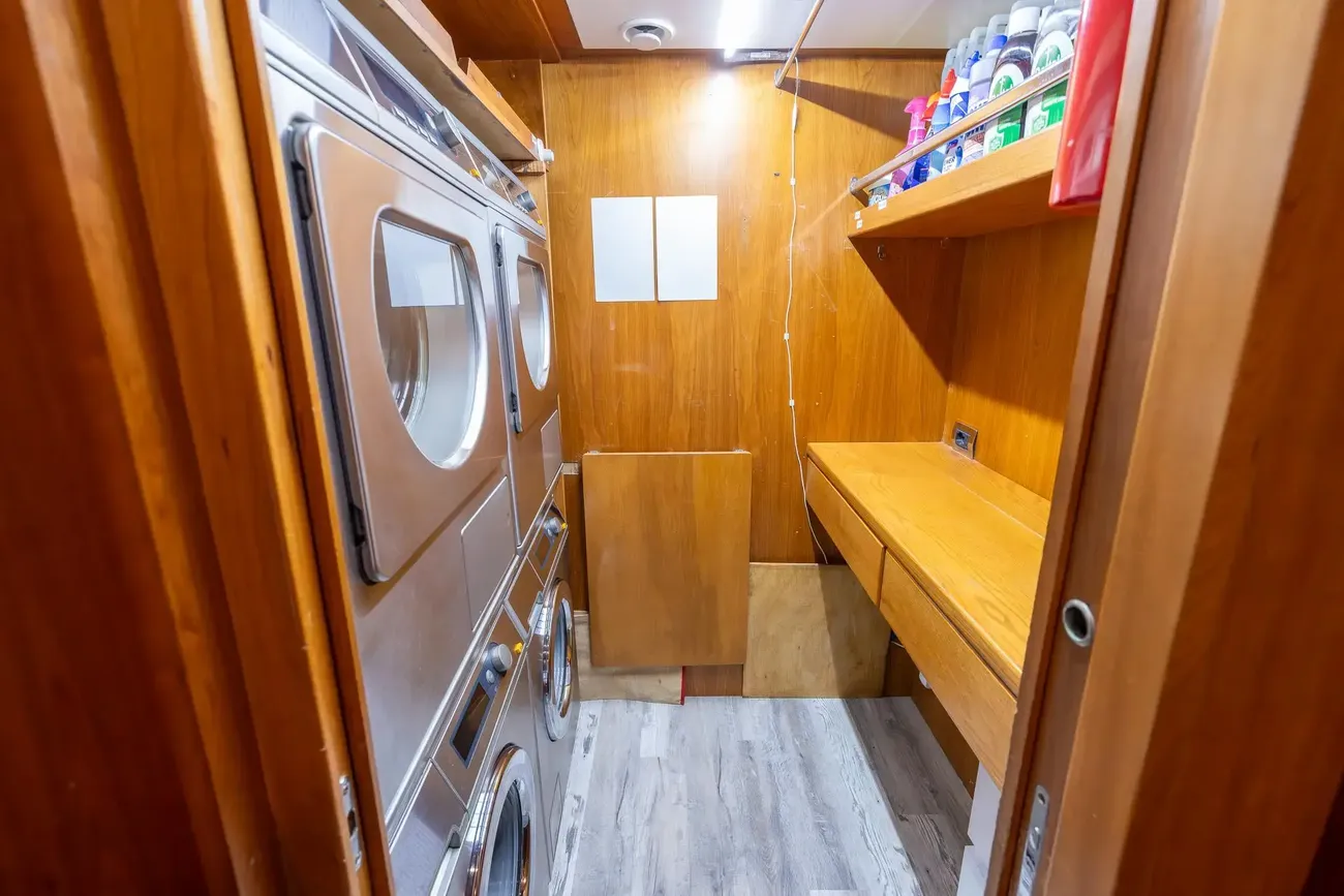 Thumbnail von Benetti 120 Classic