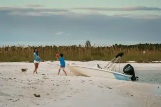 Thumbnail von Boston Whaler 130 Super Sport