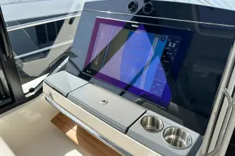 Thumbnail von Boston Whaler 405 Conquest