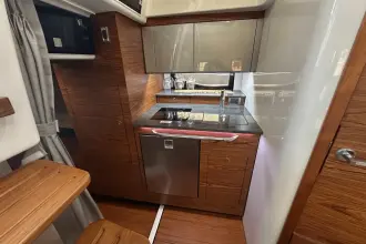 Thumbnail von Boston Whaler 405 Conquest