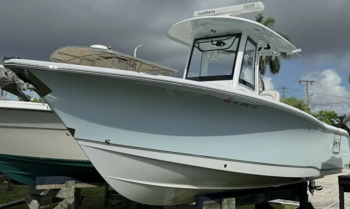 Sea Hunt Gamefish 27 CB