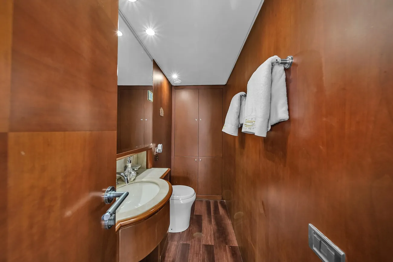 Thumbnail von Azimut 100