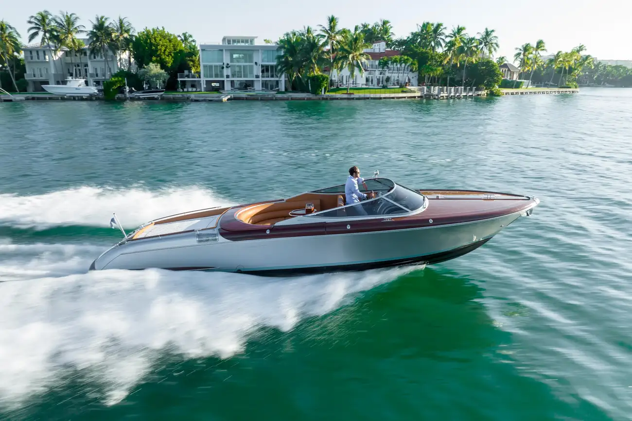 Riva 33 Aqua Super Mia Mia