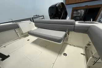Thumbnail von Boston Whaler 230 Outrage