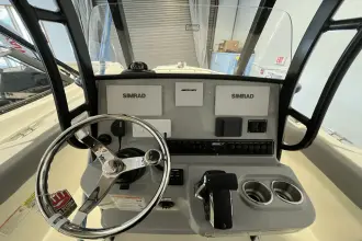 Thumbnail von Boston Whaler 230 Outrage