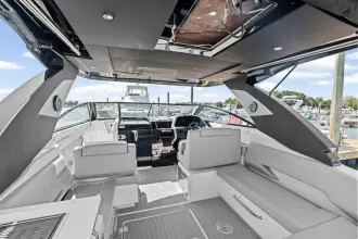 Thumbnail von Cruisers Yachts 34 GLS