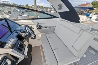 Thumbnail von Cruisers Yachts 34 GLS