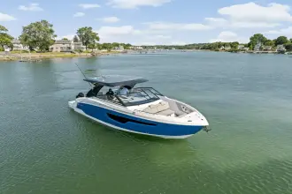 Thumbnail von Cruisers Yachts 34 GLS