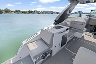 Thumbnail von Cruisers Yachts 34 GLS