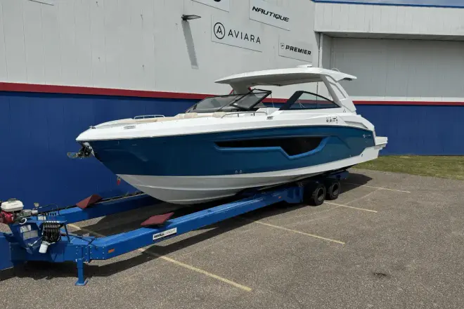 Cruisers Yachts 34 GLS