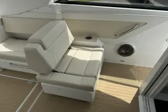 Thumbnail von Cruisers Yachts 34 GLS