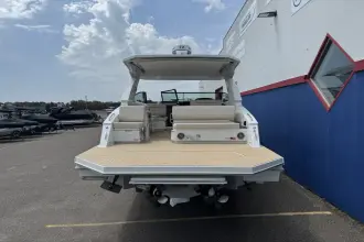 Thumbnail von Cruisers Yachts 34 GLS