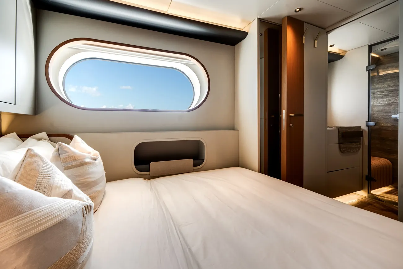 Thumbnail von Azimut 50