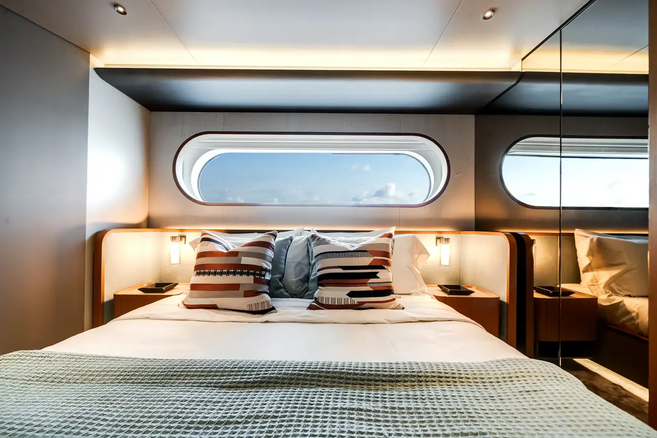 Thumbnail von Azimut 50