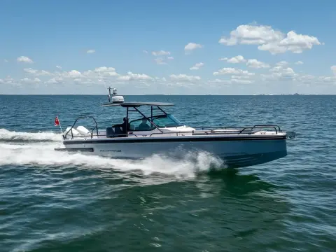 Axopar 28 Aft Cabin