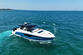 Thumbnail von Cruisers Yachts 50 GLS OB