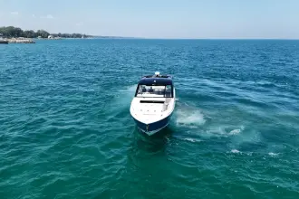 Thumbnail von Cruisers Yachts 50 GLS OB