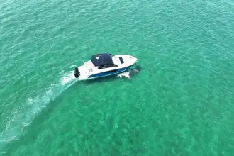 Thumbnail von Cruisers Yachts 50 GLS OB