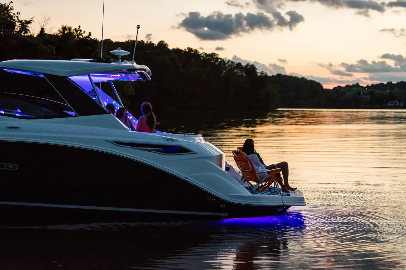 Thumbnail von Sea Ray 320 Sundancer