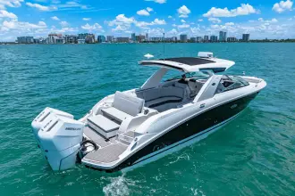 Thumbnail von Sea Ray SLX 350 Außenborder