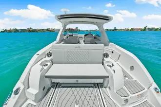 Thumbnail von Sea Ray SLX 350 Außenborder