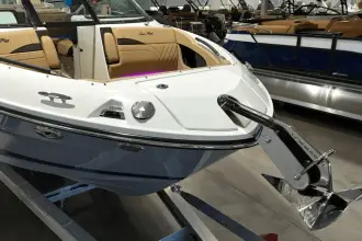 Thumbnail von Sea Ray SLX 260