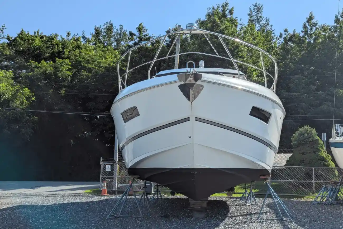 Thumbnail von Cruisers Yachts 48 Cantius