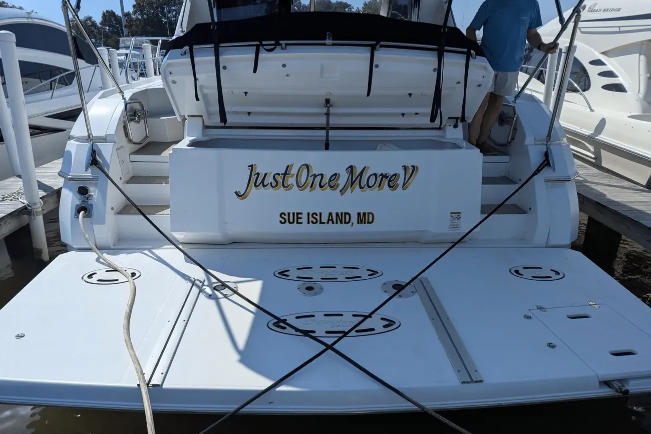 Thumbnail von Cruisers Yachts 48 Cantius