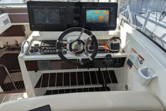 Thumbnail von Cruisers Yachts 48 Cantius