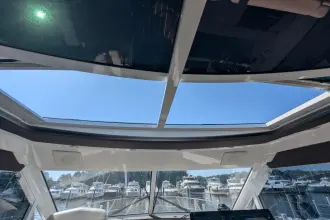 Thumbnail von Cruisers Yachts 48 Cantius